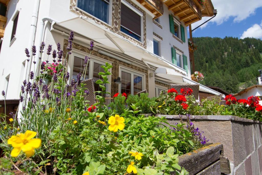 Chalet Madrisa Kurfar Exterior foto